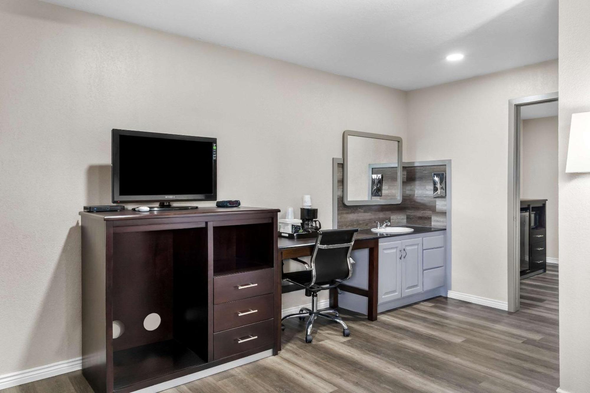 Econo Lodge Panguitch Near Bryce Canyon מראה חיצוני תמונה