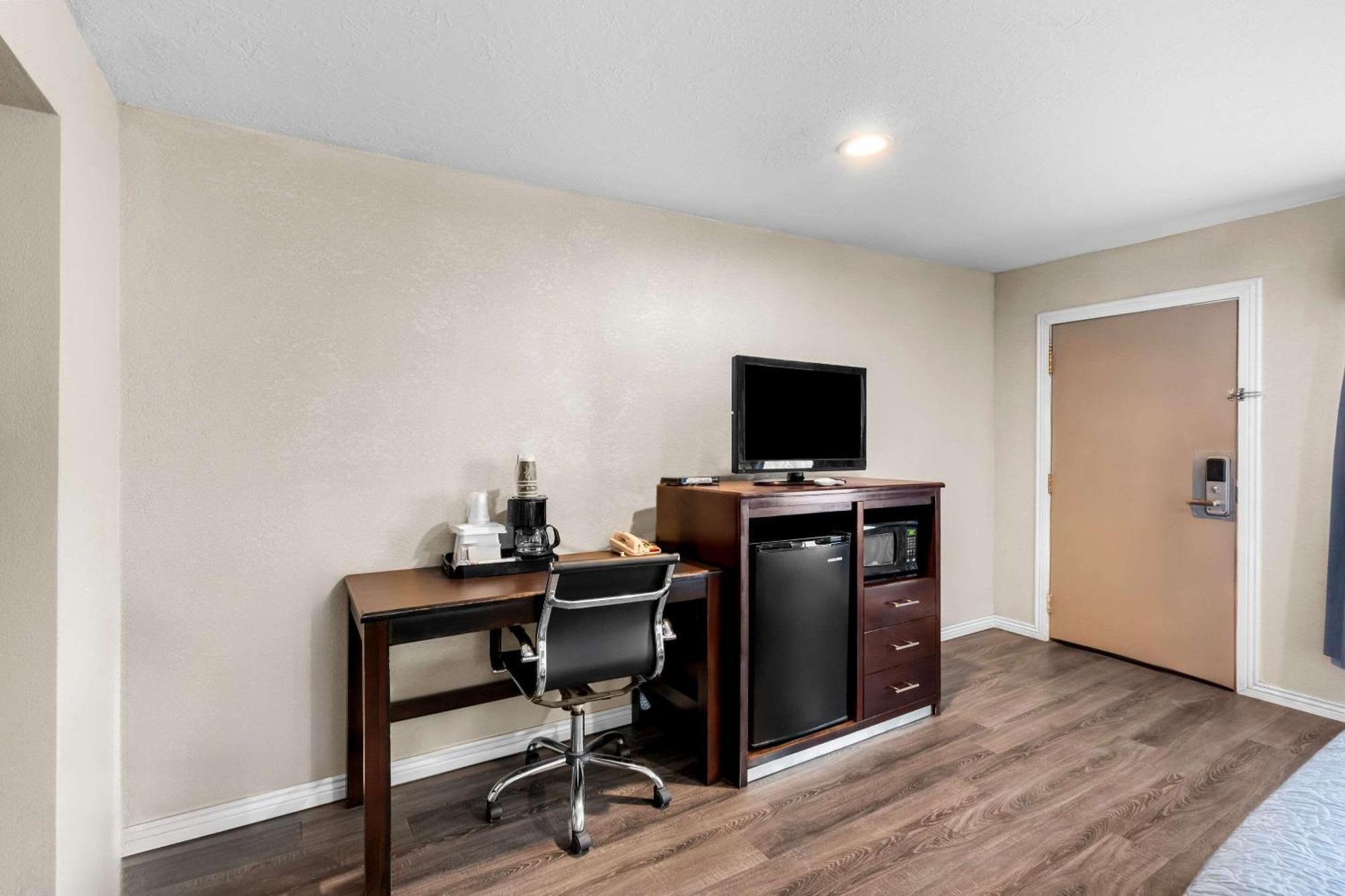 Econo Lodge Panguitch Near Bryce Canyon מראה חיצוני תמונה
