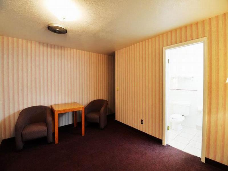 Econo Lodge Panguitch Near Bryce Canyon מראה חיצוני תמונה